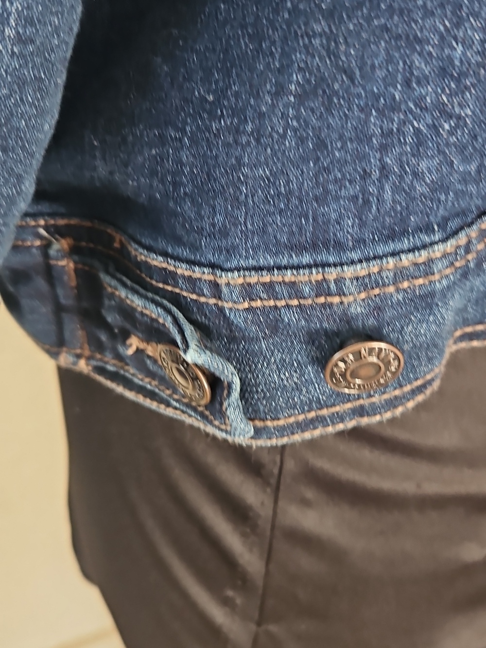 Old Navy Dark Wash Denim Jacket - Womens - Picture 3 of 5